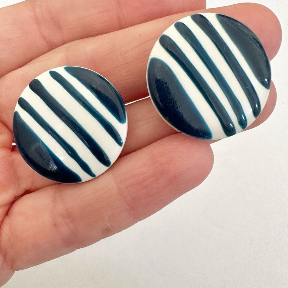 Vintage navy and white circled striped earrings